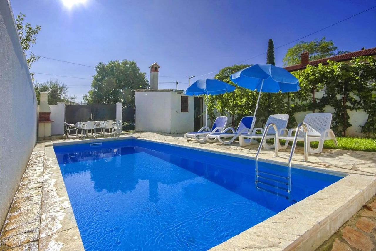 Вилла Casa Ana Milena Пореч Экстерьер фото